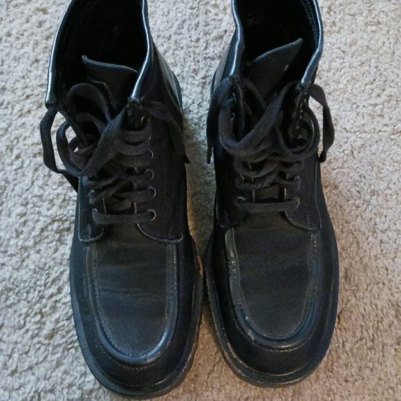 Gucci Boot Size 7.5as is condition see pics for wear